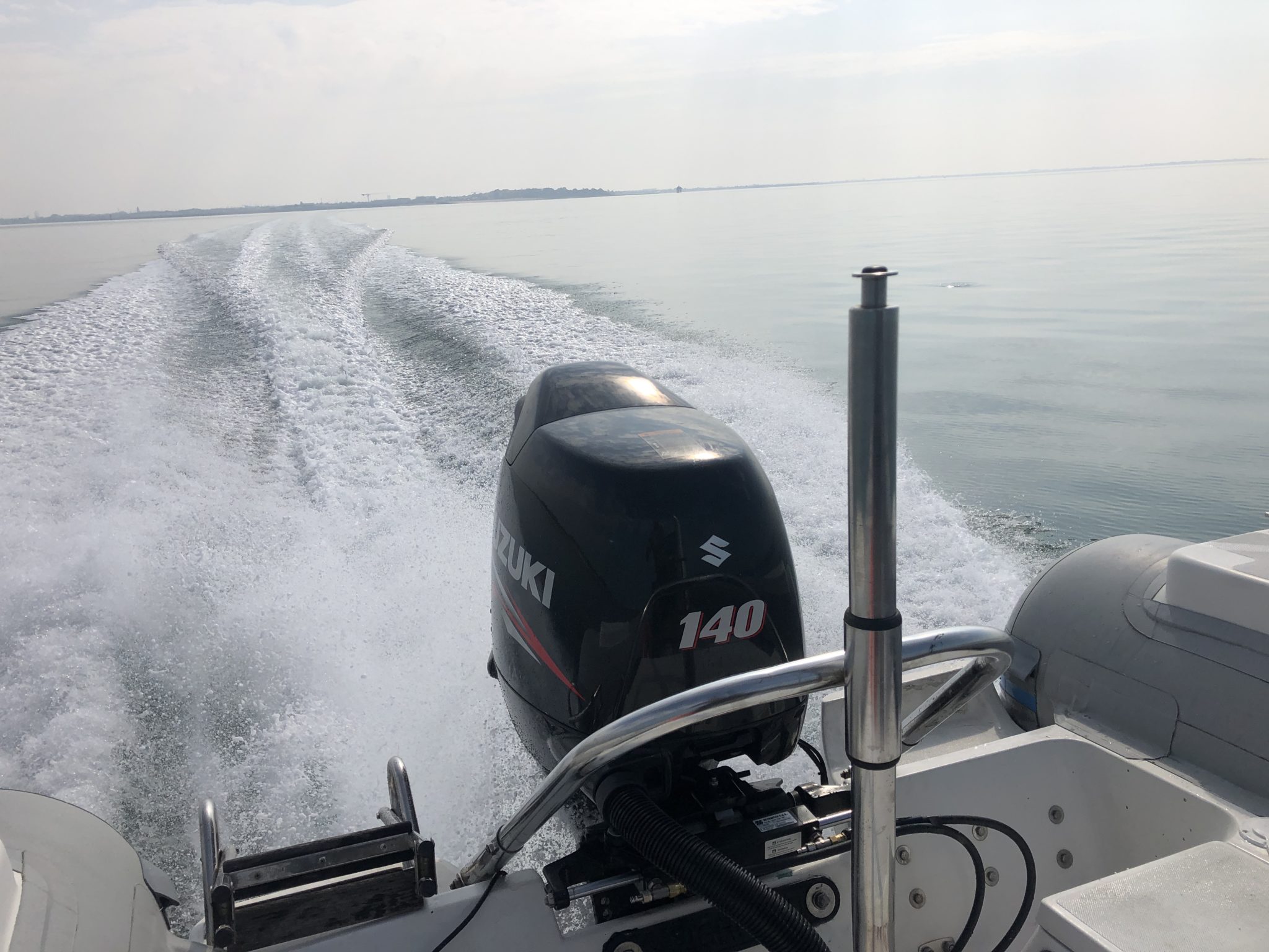 Moteurs Suzuki Marine Nautique Services La Rochelle