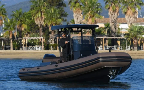 Brig Navigator 26 Hypalon - Suzuki 250cv - photo 2