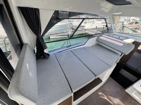 Bénéteau Antares 9 OB - Twin Suzuki DF200 APX - photo 11