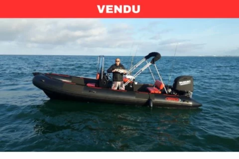 Zeppelin 22 VPRO Commander - Suzuki 200 CV - photo 12