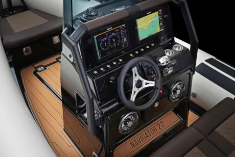Brig Navigator 22 PVC - Suzuki 150cv - photo 18