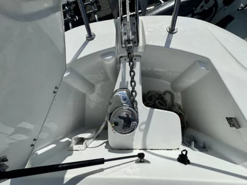 Jeanneau Cap Camarat 7.5 WA S2 - Yamaha 250 CV - photo 3