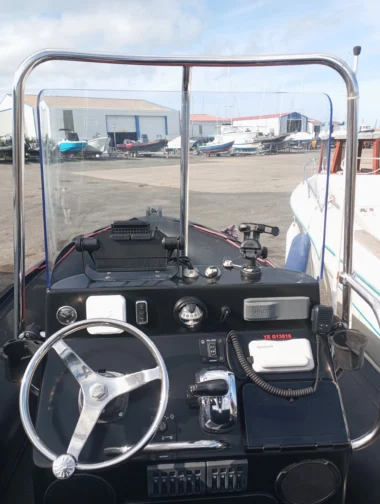 Zeppelin 22 VPRO Commander - Suzuki 200 CV - photo 3