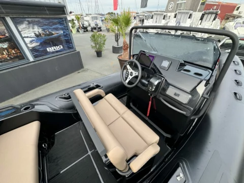 Brig Eagle 6.7 PVC - Suzuki 150cv - photo 4