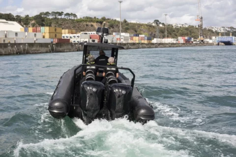 Patrol 860 - Suzuki 300cv - photo 6