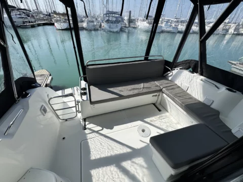 Bénéteau Antares 9 OB - Twin Suzuki DF200 APX - photo 7