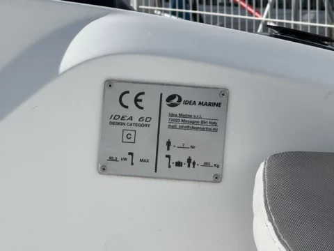 Idea 60 open - Honda 100cv - photo 8
