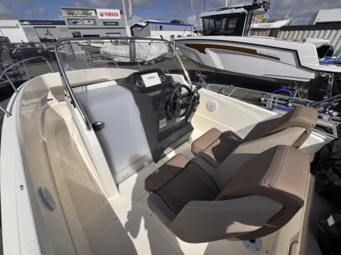 Quicksilver 675 activ open - Mercury 225cv V6 - photo 8