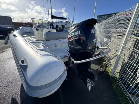 Lomac Beluga 18 hypalon – Suzuki 115CV - Remorque routière - photo 10