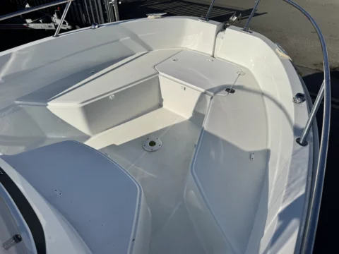 Jeanneau cap camarat 5.5 CC - Suzuki 115cv - Remorque routière - photo 10