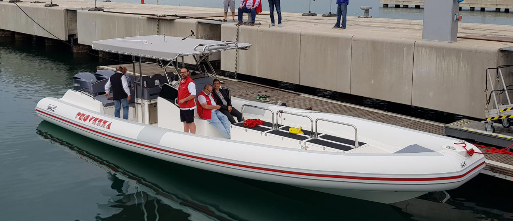 Nautique services La Rochelle - Vente de bateau à La Rochelle - BWA Premium 42 Open / 42 Open EFB