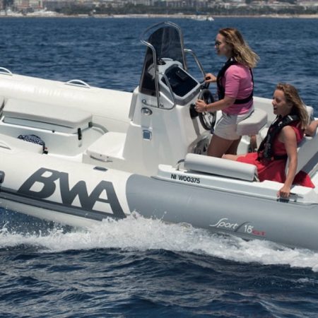 Nautique services La Rochelle - Vente de bateau à La Rochelle - BWA Sport 18 GT