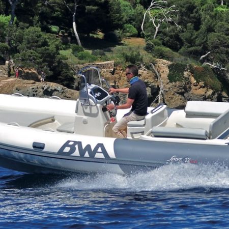 Nautique services La Rochelle - Vente de bateau à La Rochelle - BWA Sport 22 GT