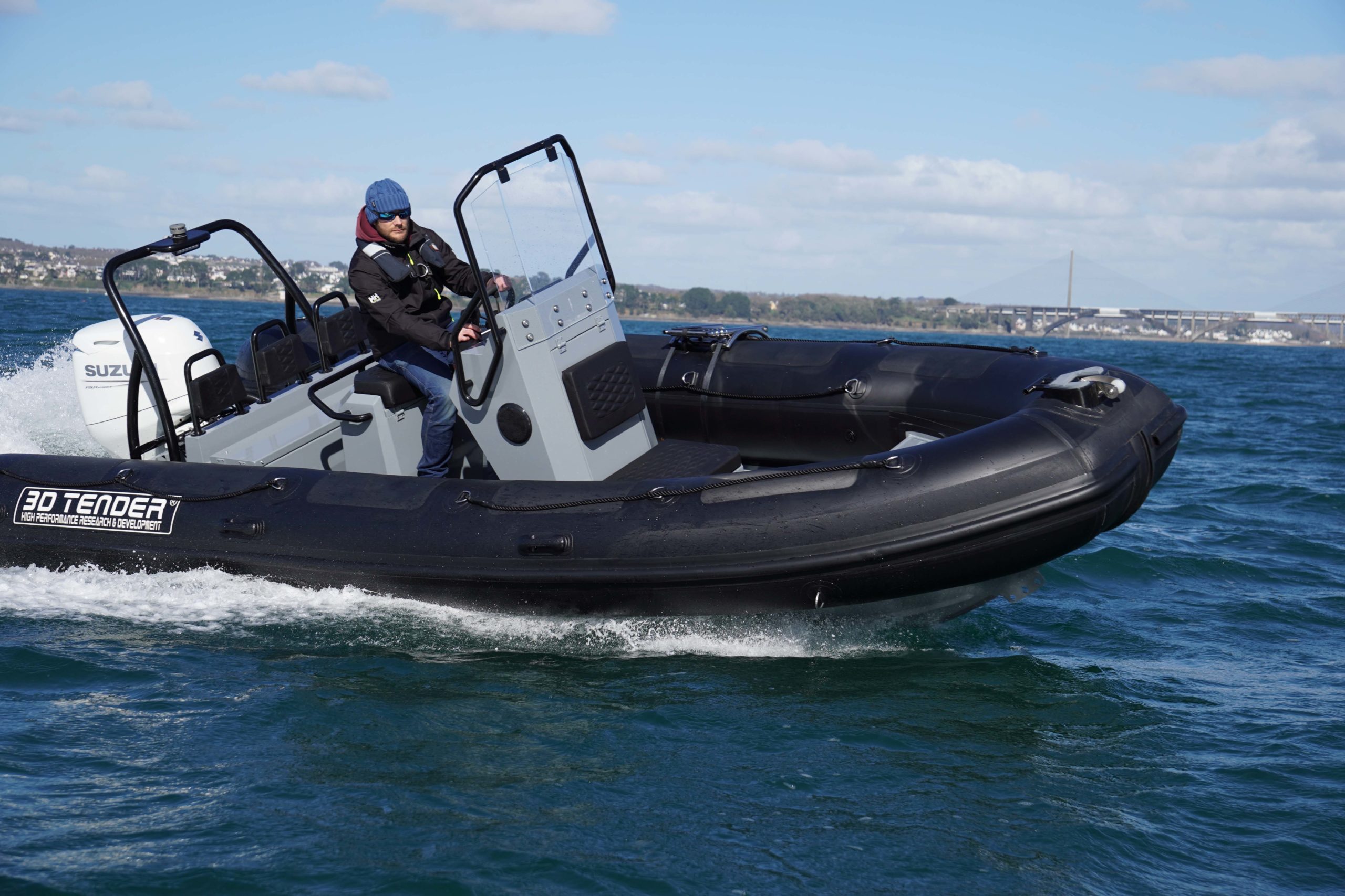 Nautique Services la Rochelle - Vente et entretien bateau - 3D Tender Nividic 550