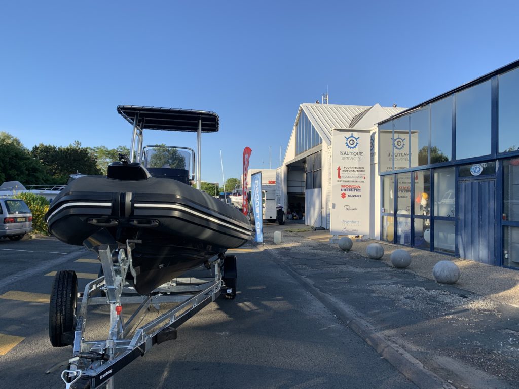 Nautique Services la Rochelle - Vente et entretien bateau - 3D Tender Lux 655