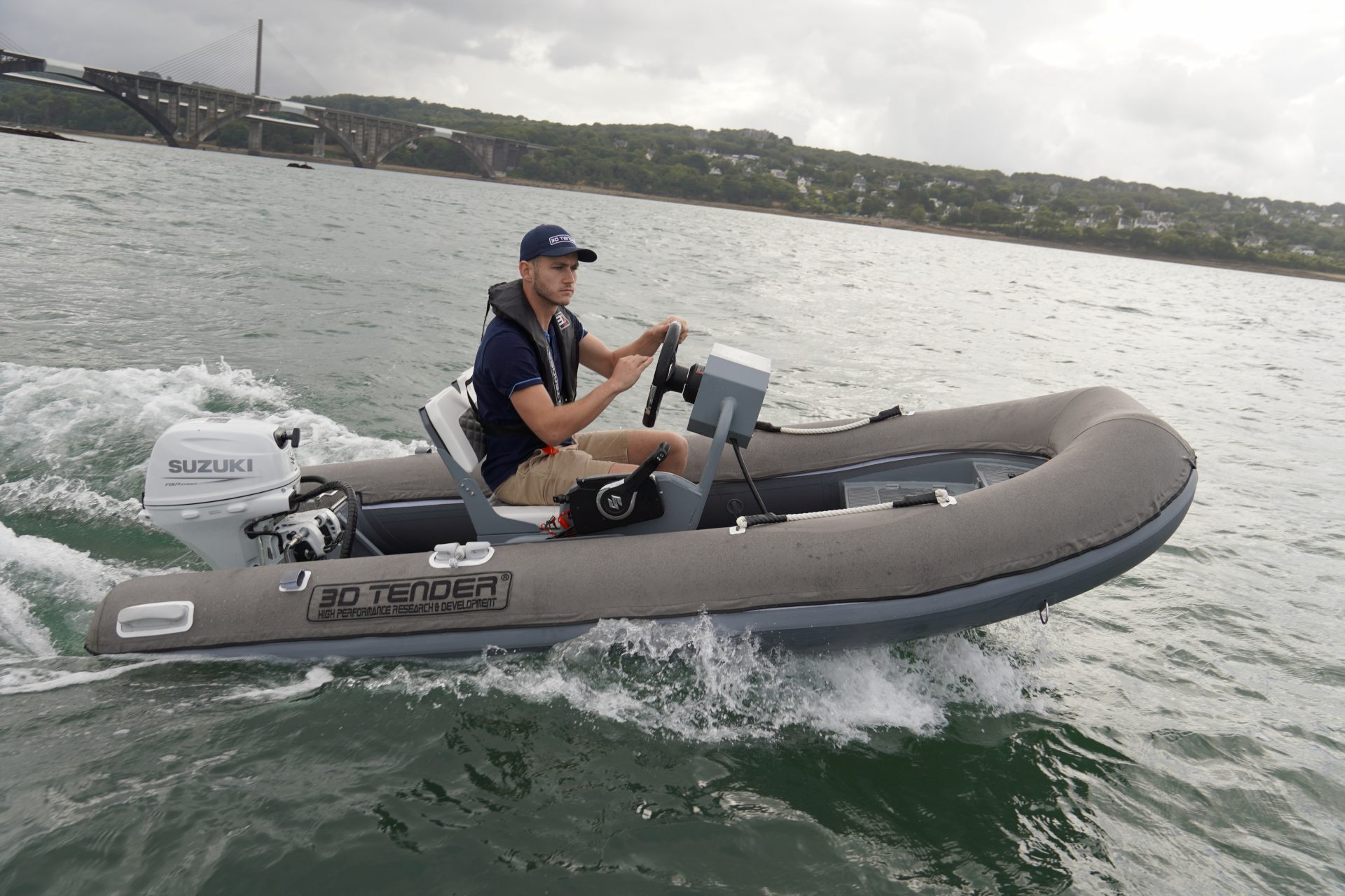 Nautique Services la Rochelle - Vente et entretien bateau - 3D Tender Ultimate rib 300