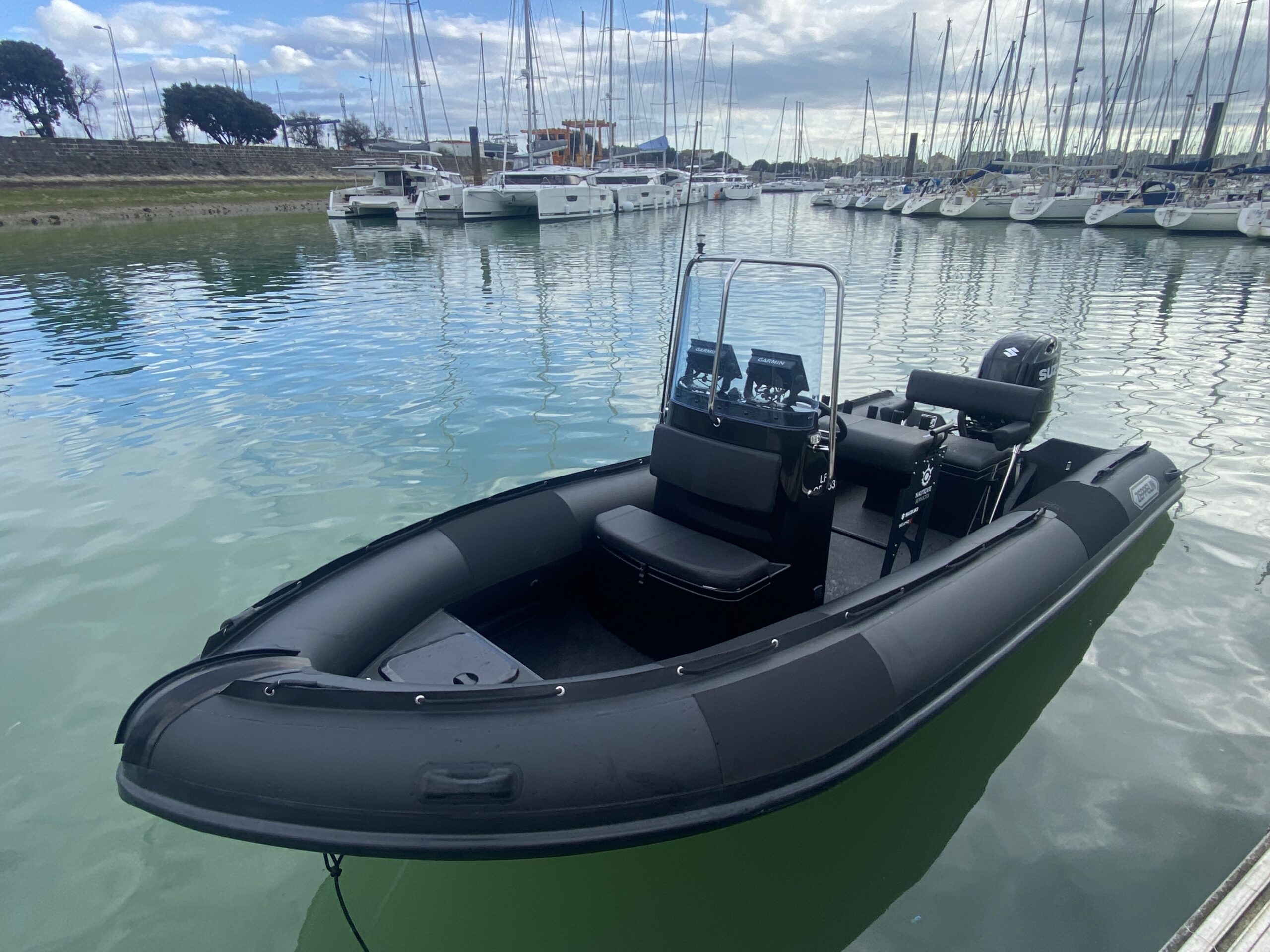 Le dépôt-vente chez Nautique Services La Rochelle
