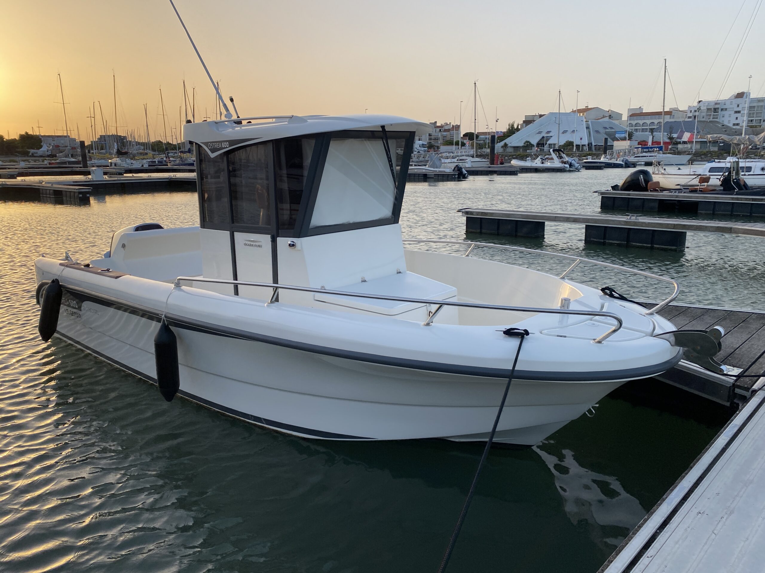 Le dépôt-vente chez Nautique Services La Rochelle - photo 3