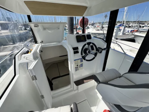 Barracuda 6 - Suzuki 140cv - photo 11