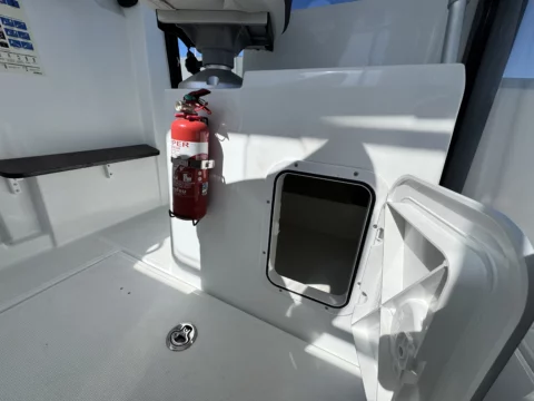 Barracuda 6 - Suzuki 140cv - photo 15