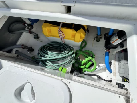 Barracuda 6 - Suzuki 140cv - photo 8