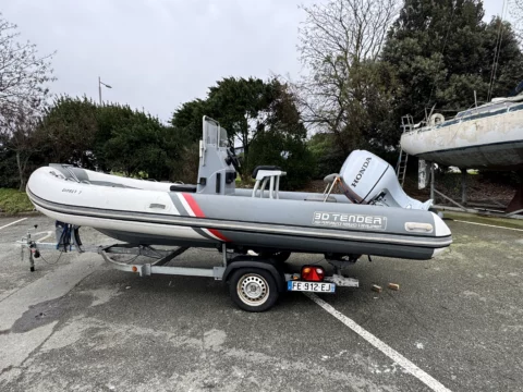 3d tender Stealth 550 - Honda 80cv - Remorque routière (neuve) - photo 2