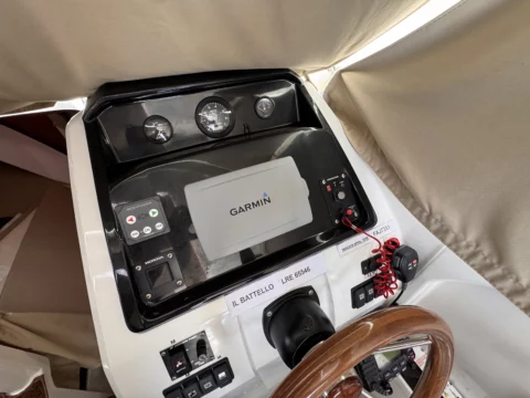 Jeanneau Merry Fisher 755 - Honda 150cv - photo 2