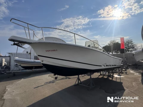 White shark 225 - Yamaha 150cv - photo 2