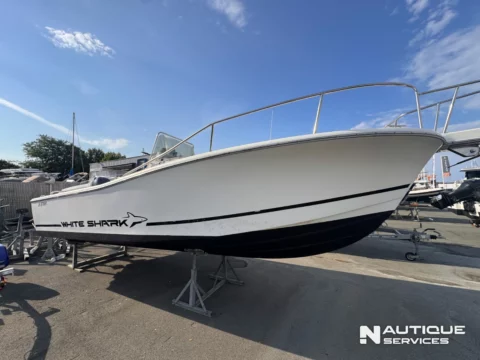 White shark 225 - Yamaha 150cv - photo 5
