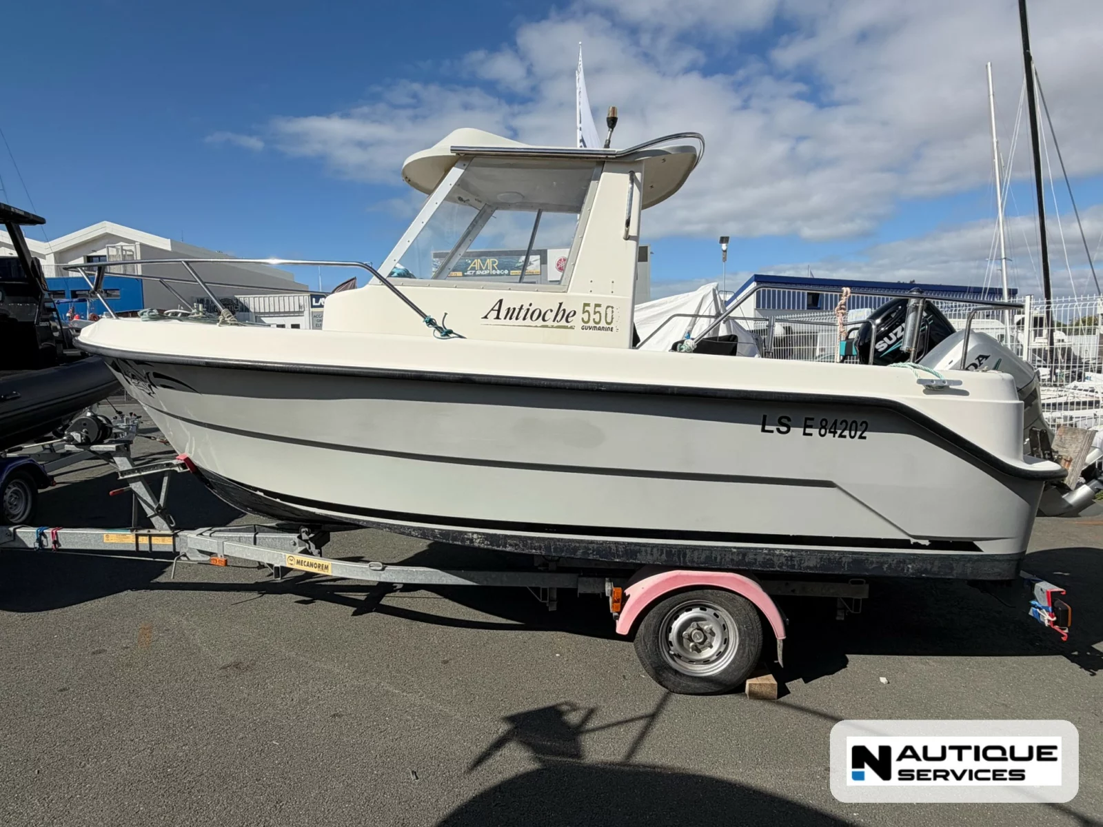 Guymarine Antioche 550 - Honda 50cv - Remorque routière