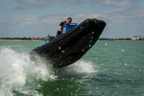 3D Tender IQ6 Hypalon - Suzuki 100cv - photo 6